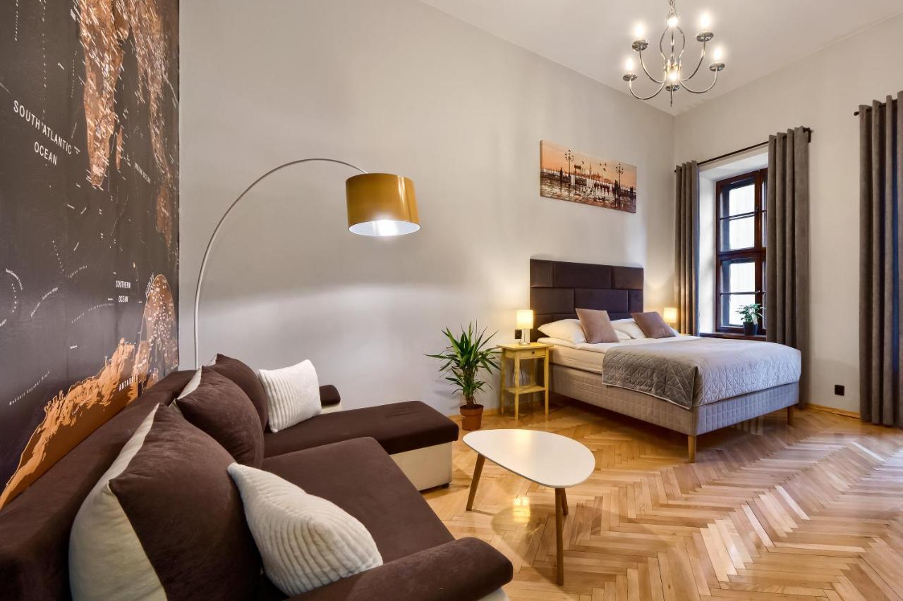 Comfortable Apartments In The Old Town Of Krasków Eksteriør bilde