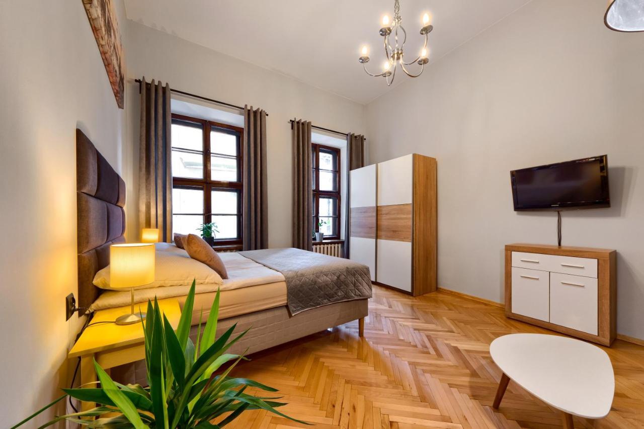 Comfortable Apartments In The Old Town Of Krasków Eksteriør bilde