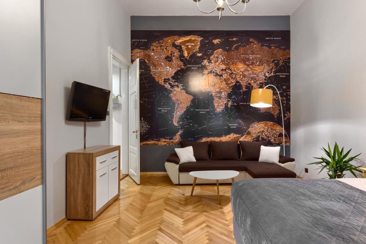 Comfortable Apartments In The Old Town Of Krasków Eksteriør bilde